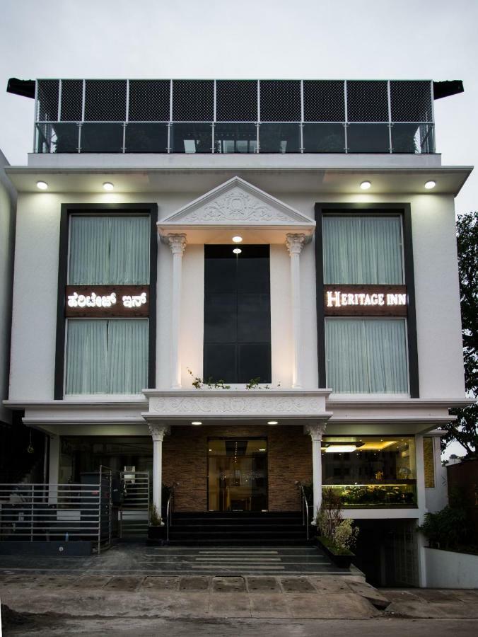 Heritage Inn Mysore Exteriör bild